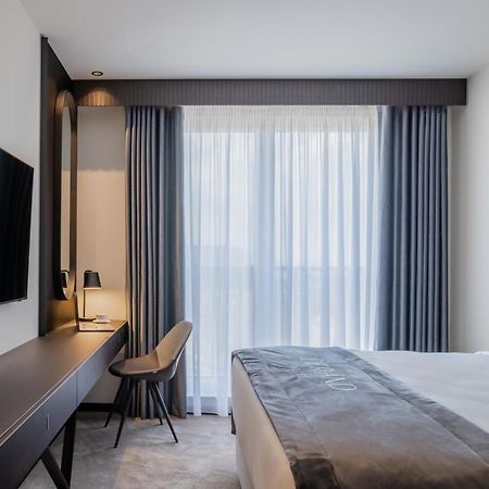Derand Hotel Pristina Buitenkant foto