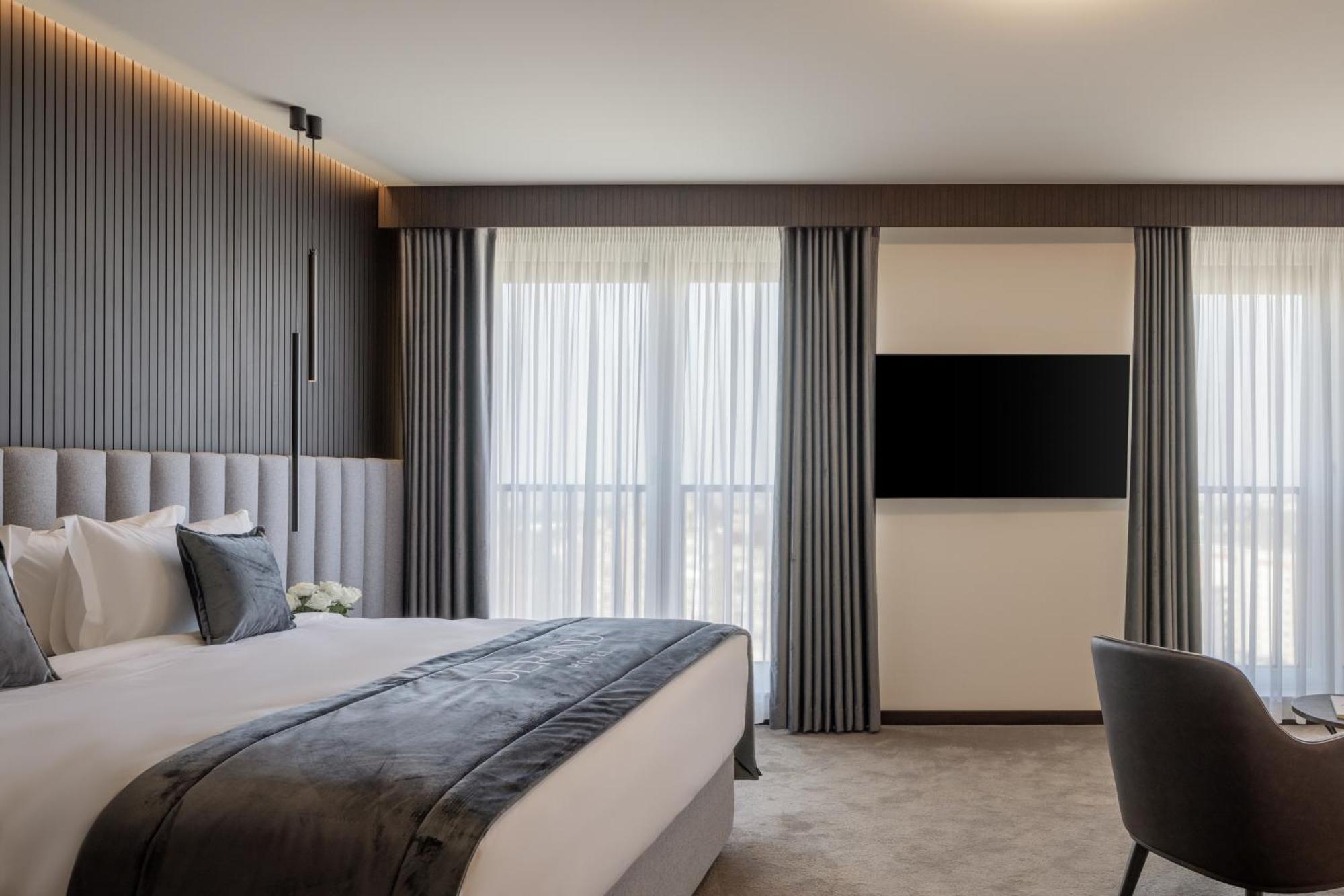 Derand Hotel Pristina Buitenkant foto
