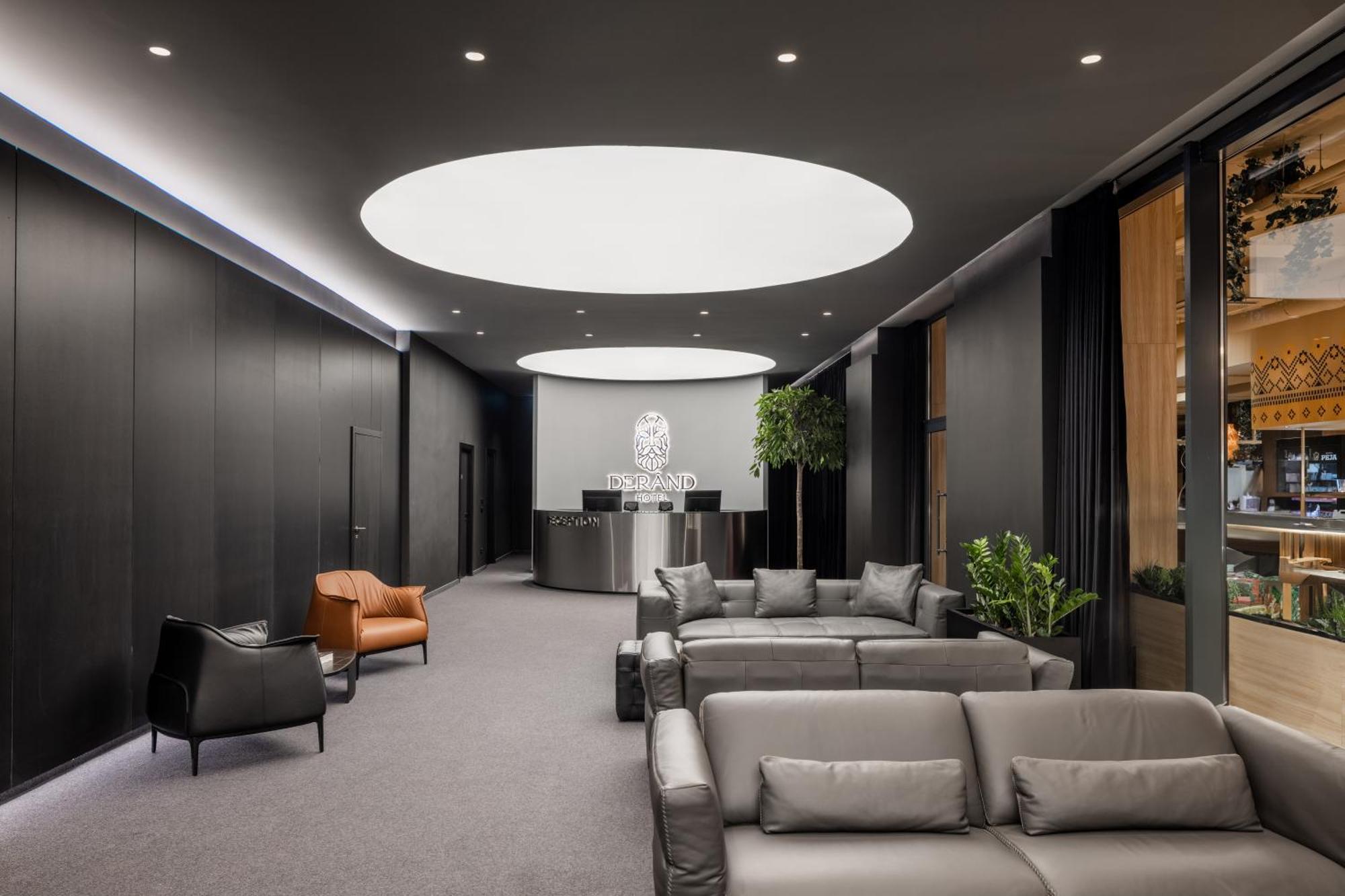 Derand Hotel Pristina Buitenkant foto